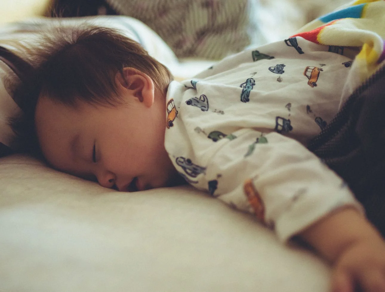 Óleos essenciais para bebê dormir bem,óleos essenciais Óleos essenciais para bebê dormir bem - Canva