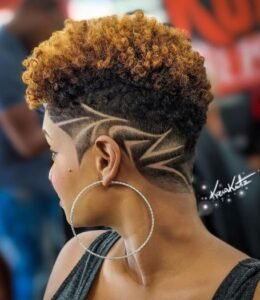 Risquinho No Cabelo Feminino: Tendência Para 2025